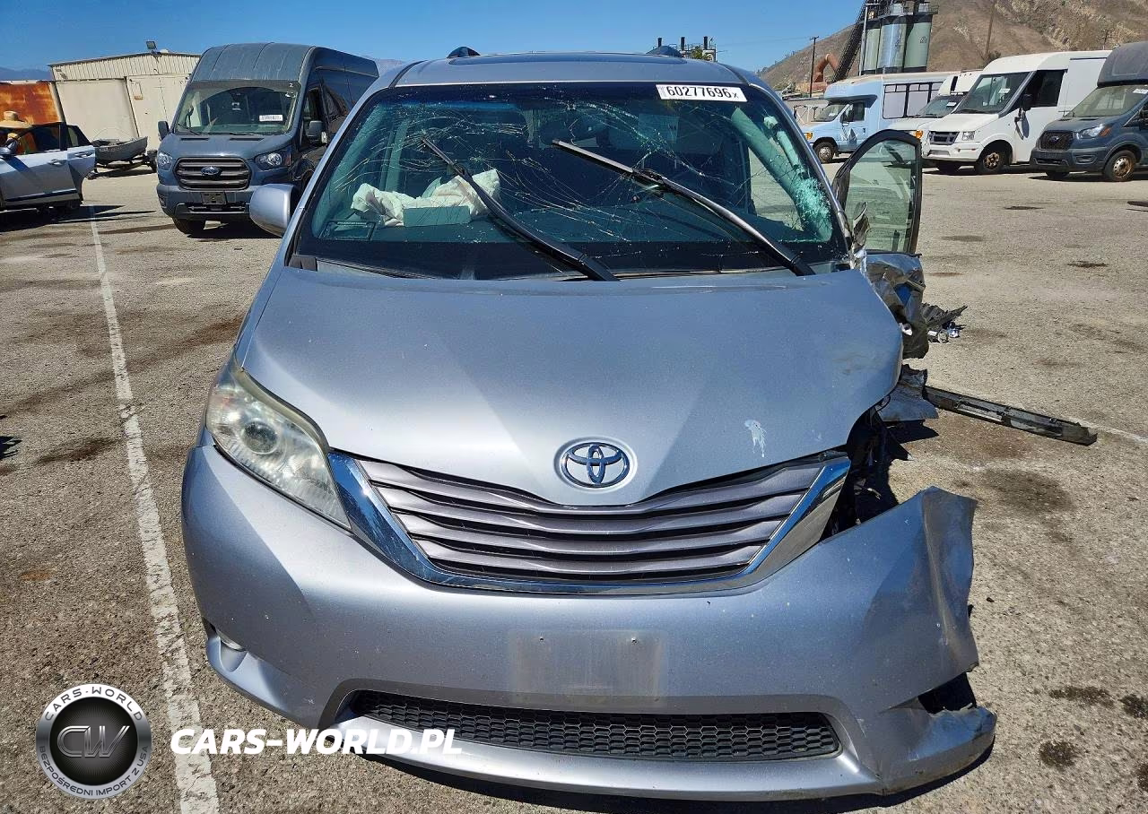 2016 Toyota Sienna Xle Premium 8-Passenger VIN:5TDYK3DC2GS701164 - 5