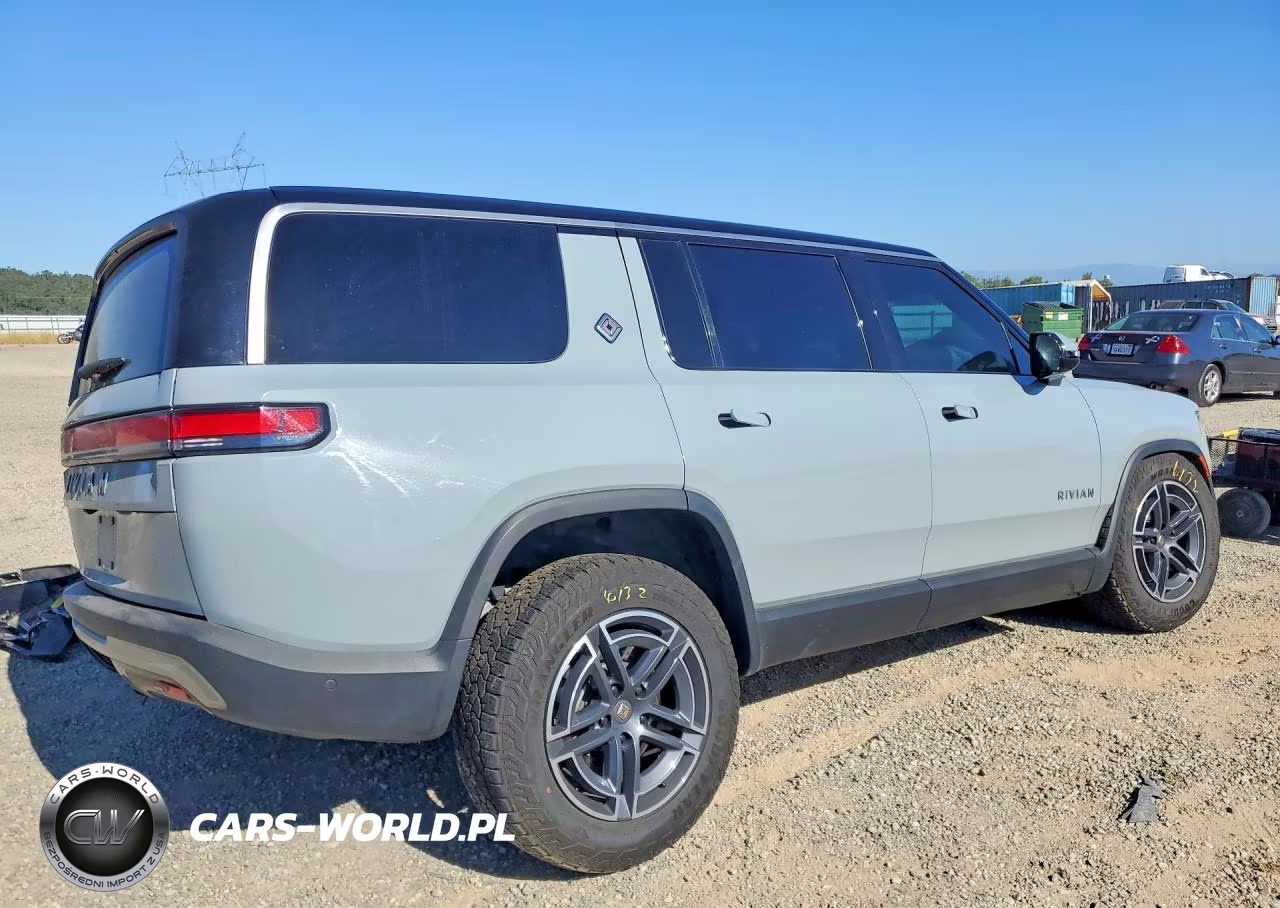 2025 Rivian R1S Adventure VIN:7PDSGBBA5SN046153 - 3