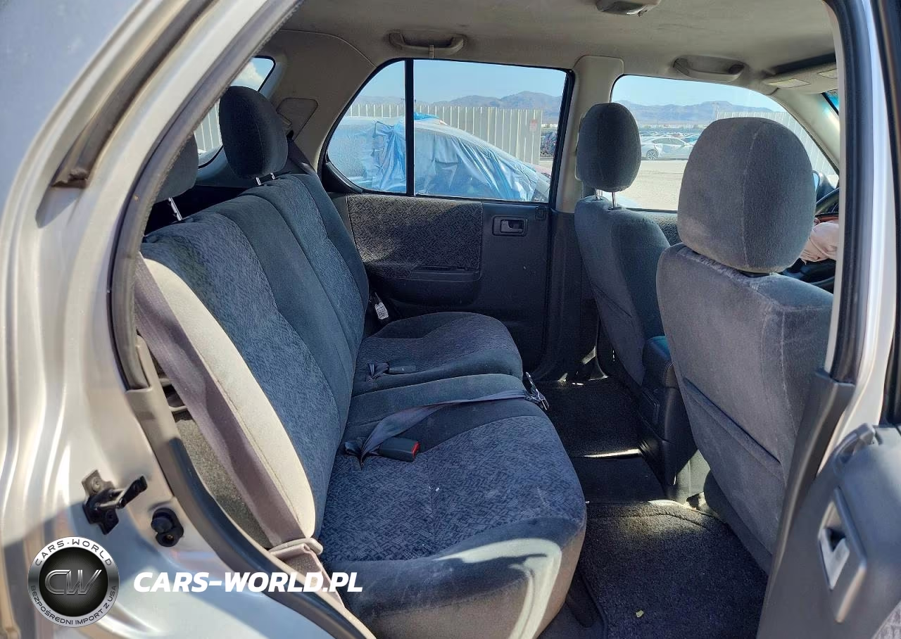 2000 Isuzu Rodeo S VIN:4S2CK58W3Y4354715 - 11
