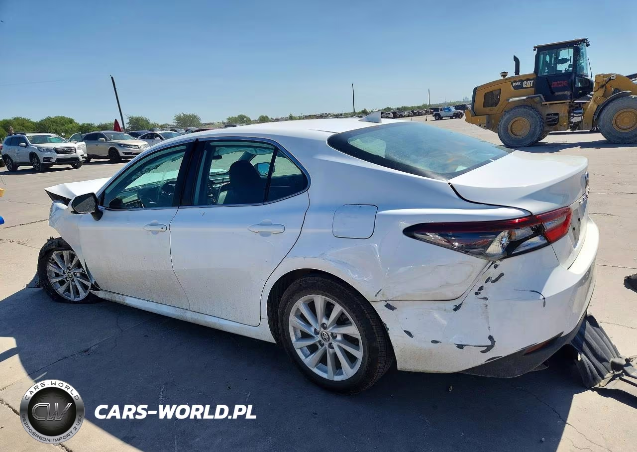 2022 Toyota Camry Le VIN:4T1C11AK4NU685437 - 2