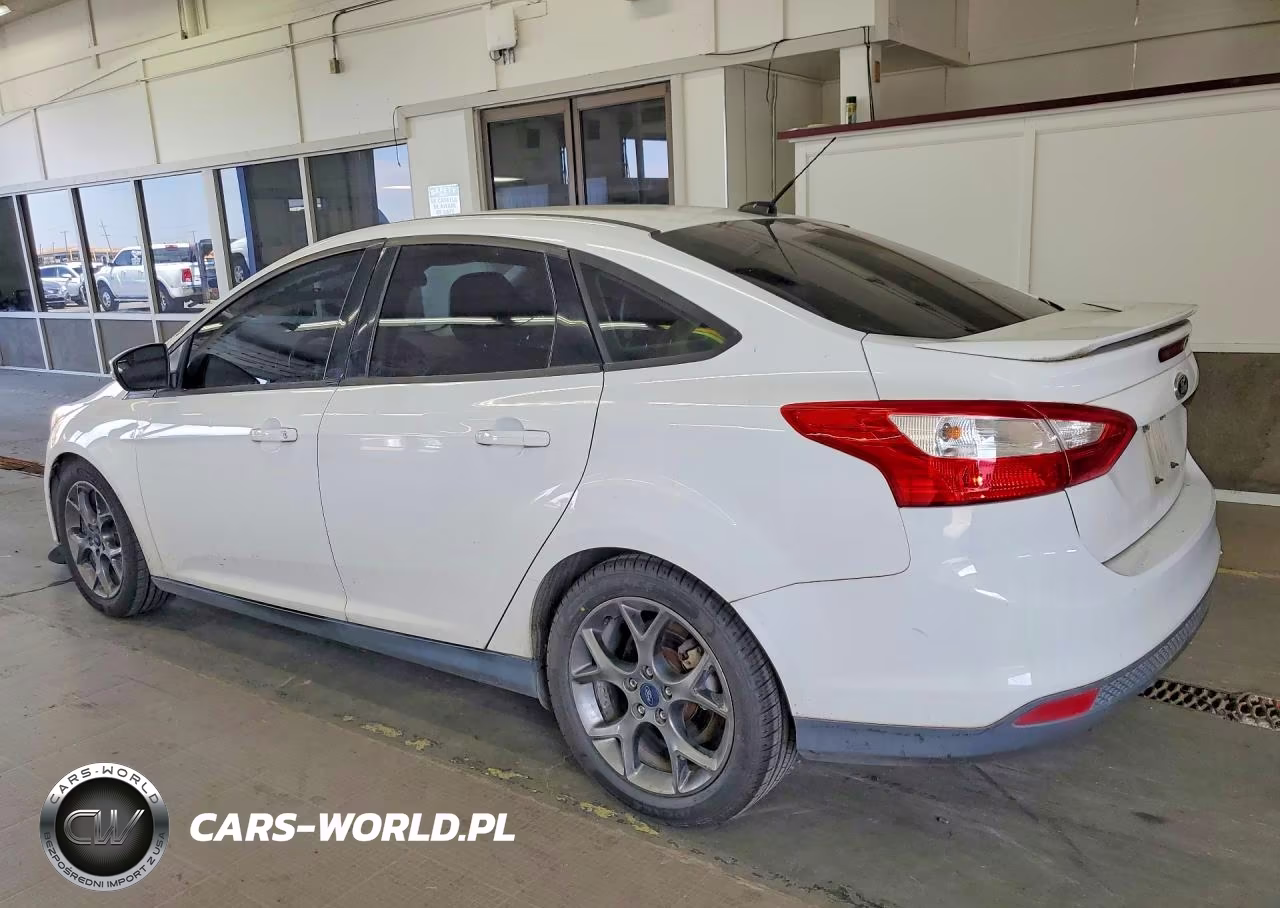 2014 Ford Focus Se VIN:1FADP3F27EL238351 - 2