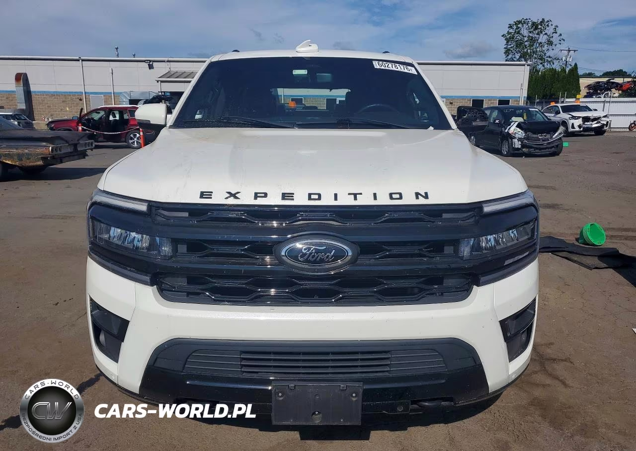 2022 Ford Expedition Limited VIN:1FMJU2AT6NEA60982 - 5