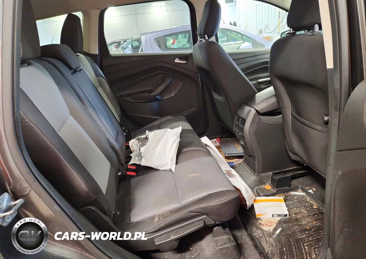 2018 Ford Escape Se VIN:1FMCU9GD0JUB73635 - 11