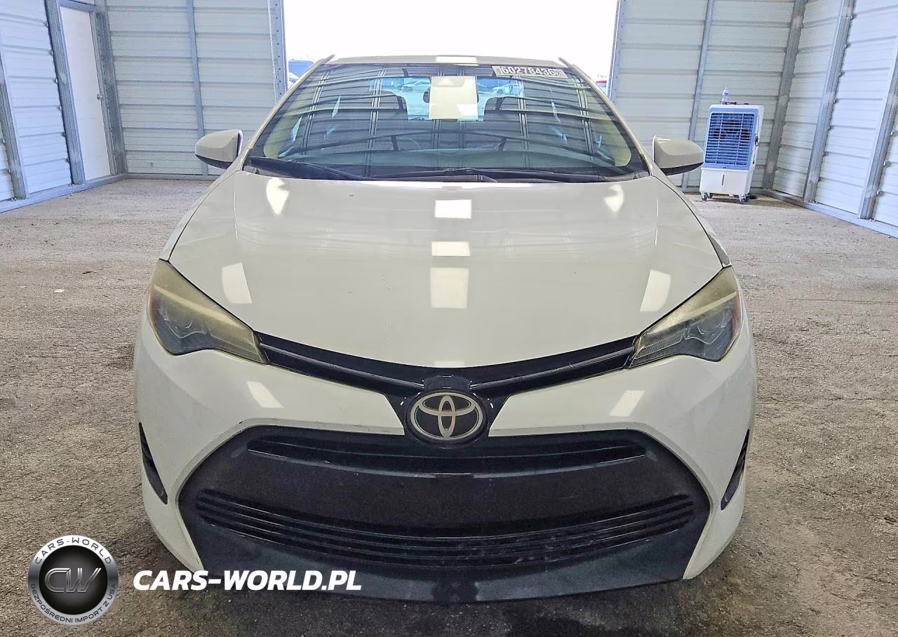 2018 Toyota Corolla Le VIN:5YFBURHEXJP783692 - 5
