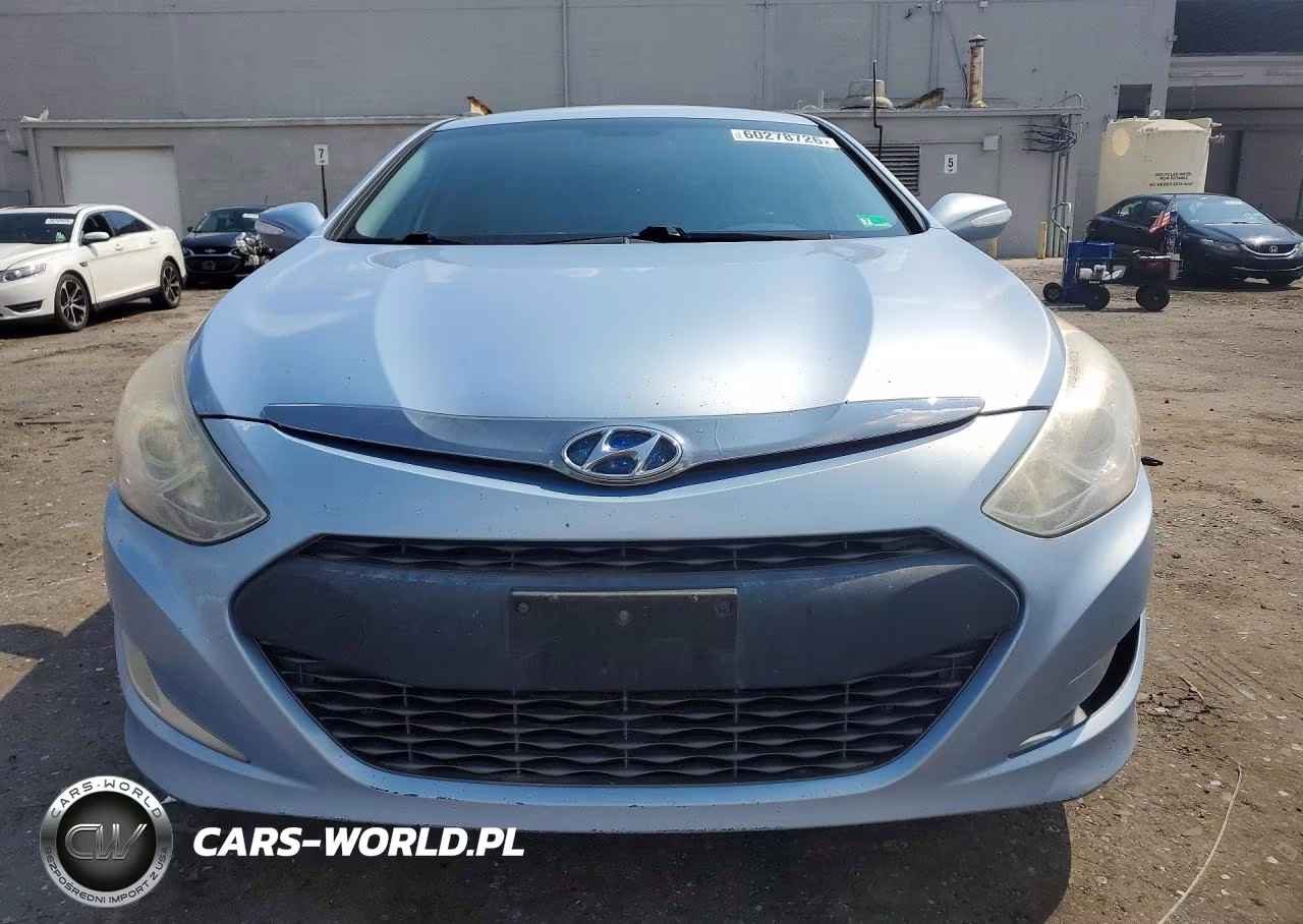 2015 Hyundai Sonata Hybrid Base VIN:KMHEC4A43FA134733 - 5
