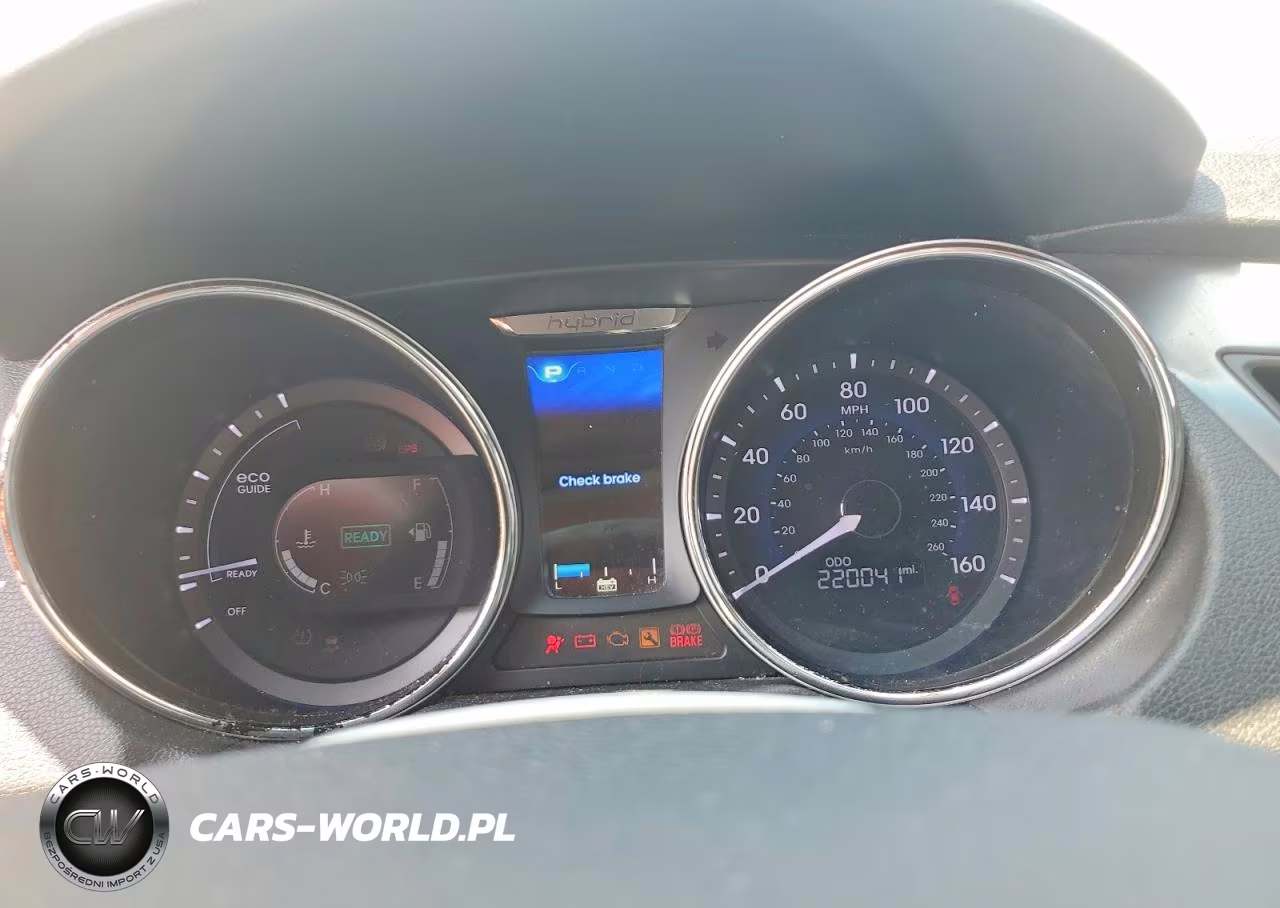 2015 Hyundai Sonata Hybrid Base VIN:KMHEC4A43FA134733 - 9