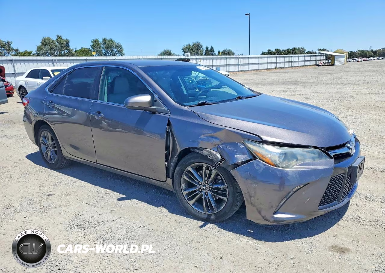2016 Toyota Camry Se VIN:4T1BF1FK7GU607906 - 4