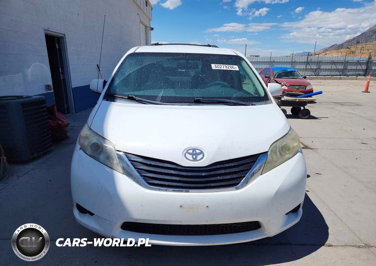2011 Toyota Sienna Le VIN:5TDKK3DC1BS065058 - 5
