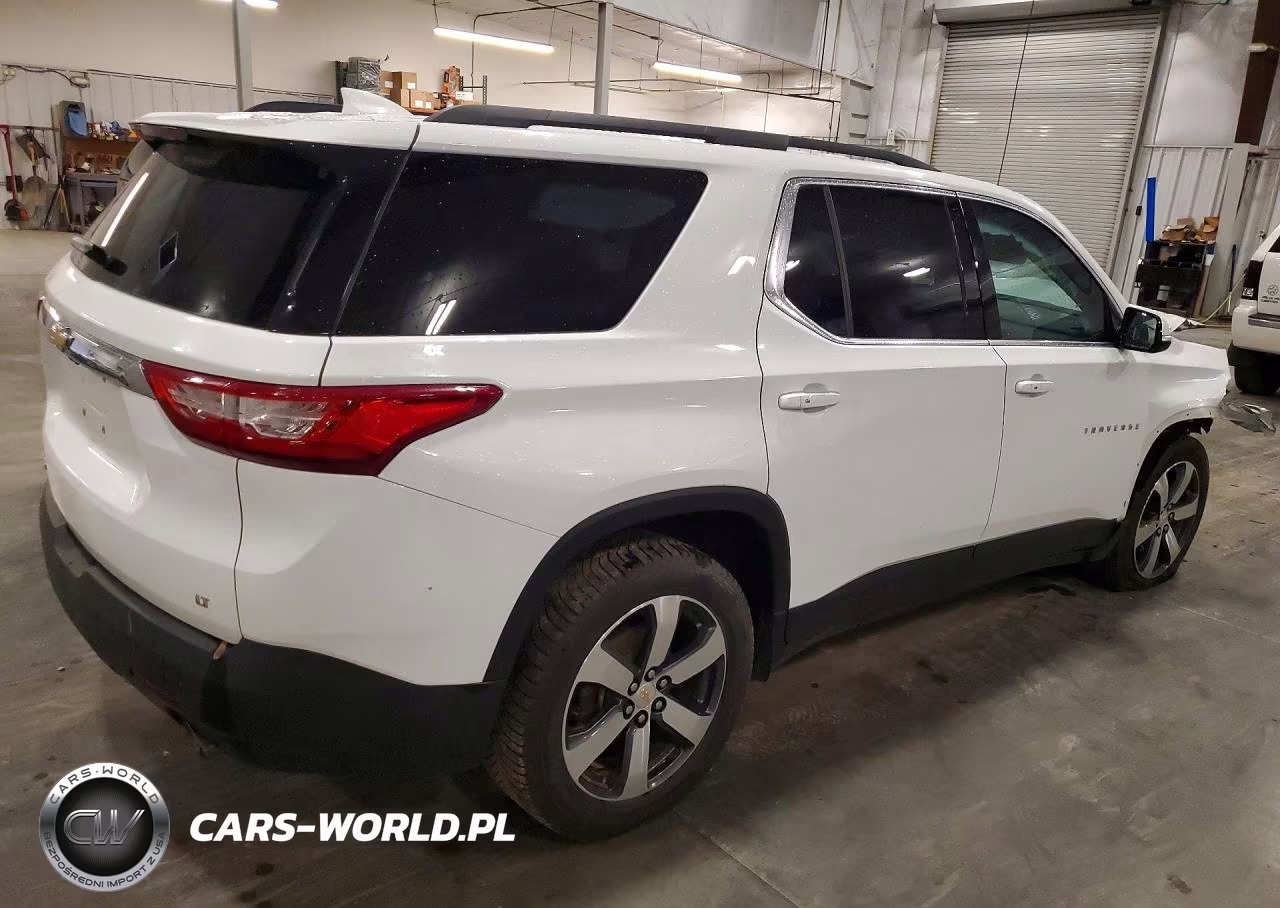 2019 Chevrolet Traverse Lt VIN:1GNEVHKWXKJ182947 - 3