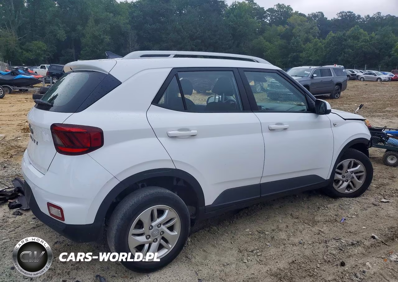 2020 Hyundai Venue Sel VIN:KMHRC8A38LU016106 - 3