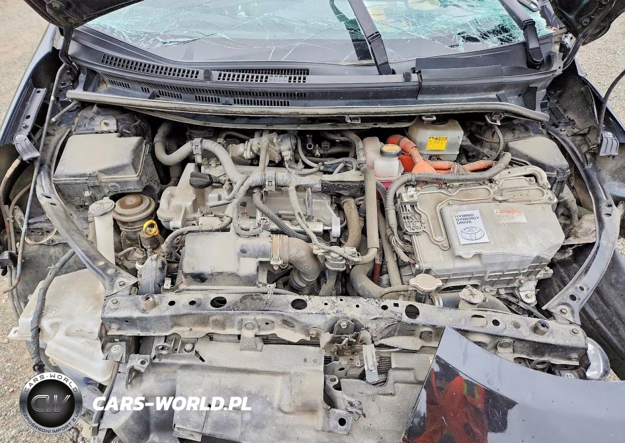 2015 Toyota Prius C Four VIN:JTDKDTB36F1094894 - 12