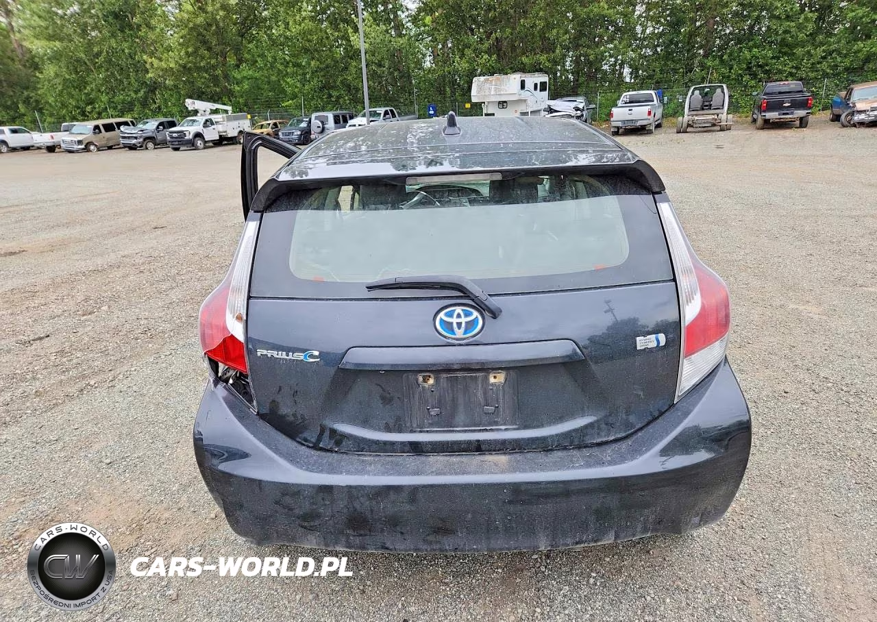 2015 Toyota Prius C Four VIN:JTDKDTB36F1094894 - 6