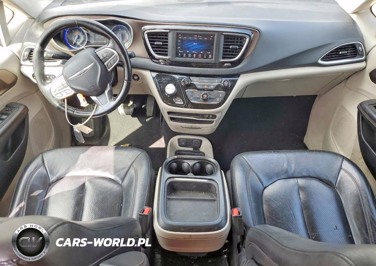 2019 Chrysler Pacifica Touring L VIN:2C4RC1BG5KR650773 - 8