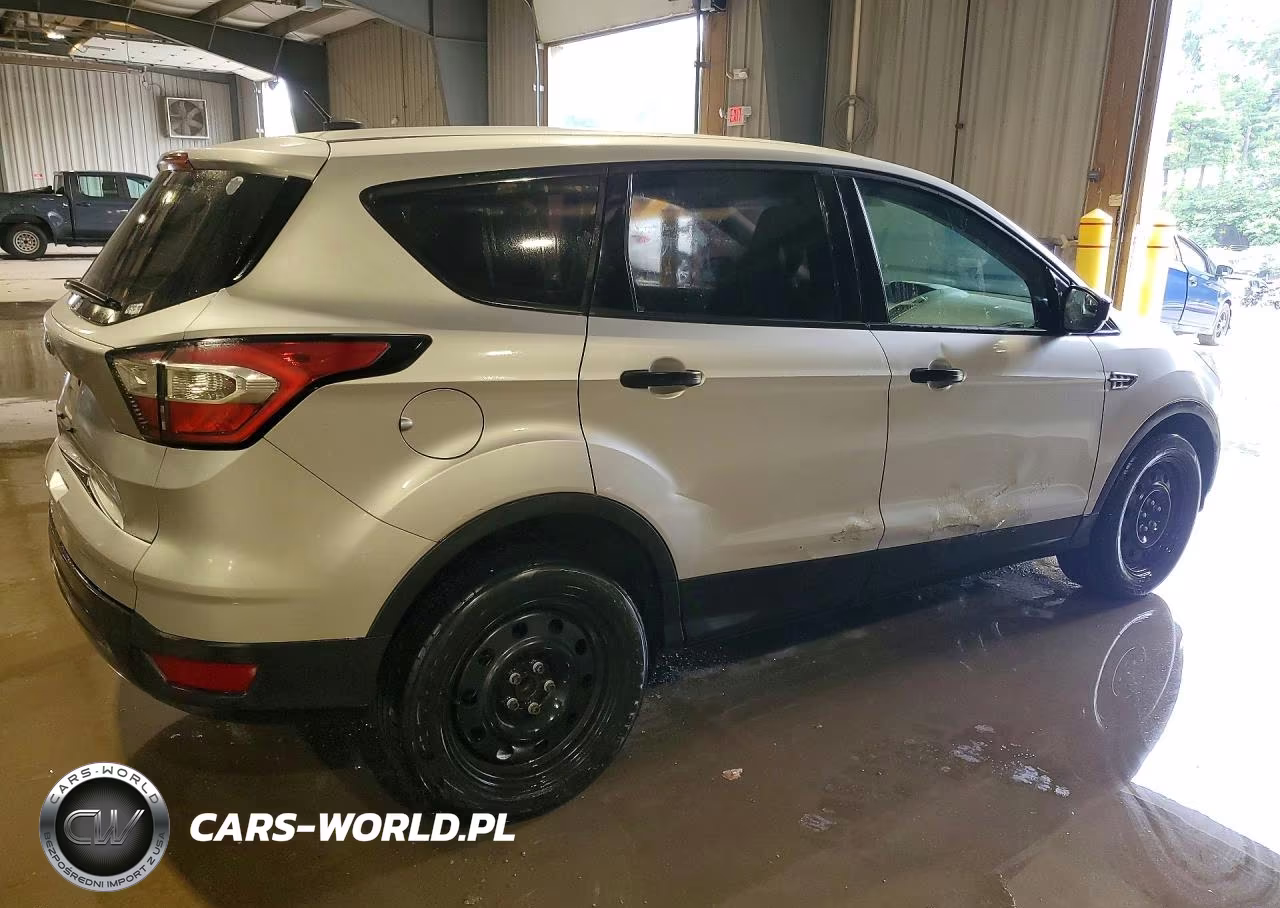 2018 Ford Escape S VIN:1FMCU0F74JUA19243 - 3