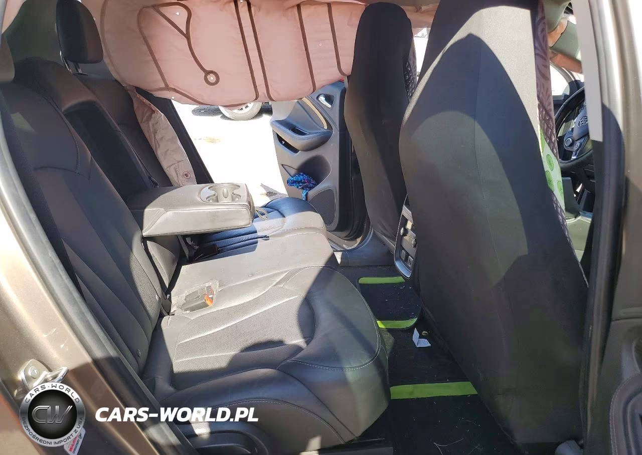 2019 Buick Envision Essence VIN:LRBFXCSA7KD018776 - 10