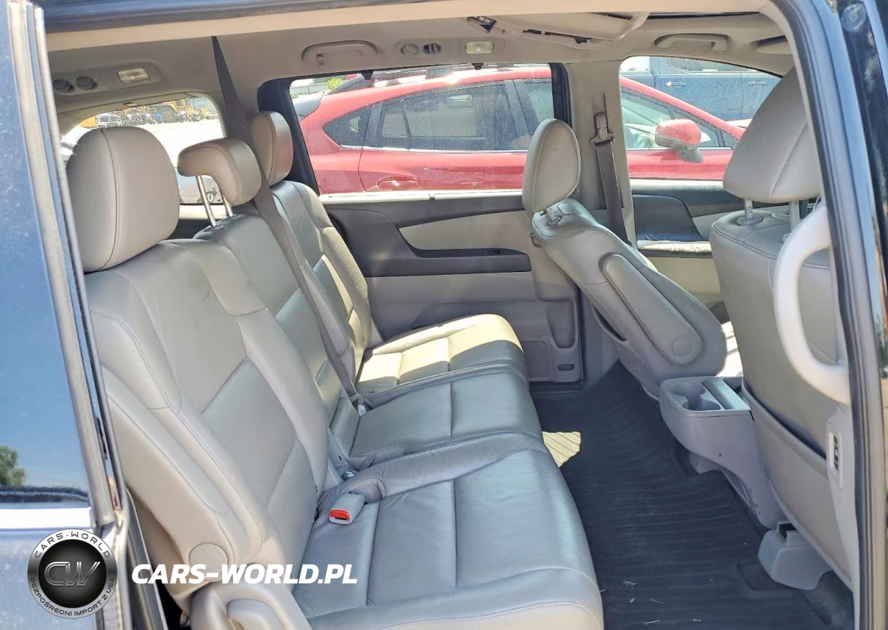 2011 Honda Odyssey Touring VIN:5FNRL5H97BB057234 - 11