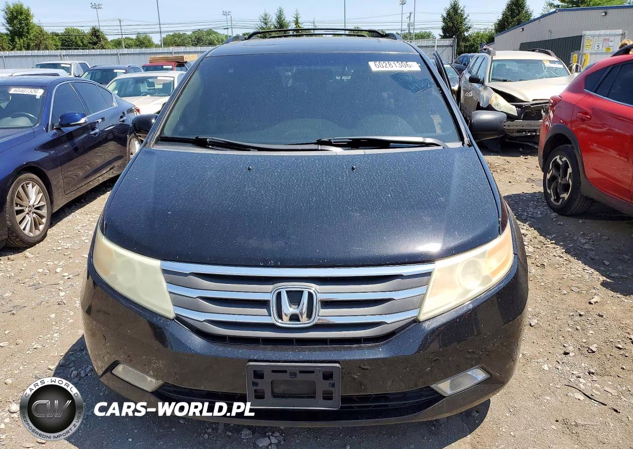 2011 Honda Odyssey Touring VIN:5FNRL5H97BB057234 - 5
