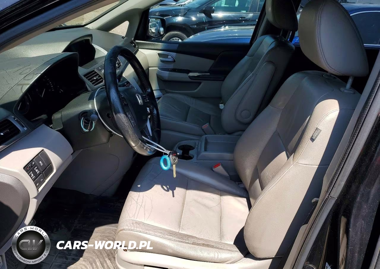 2011 Honda Odyssey Touring VIN:5FNRL5H97BB057234 - 7