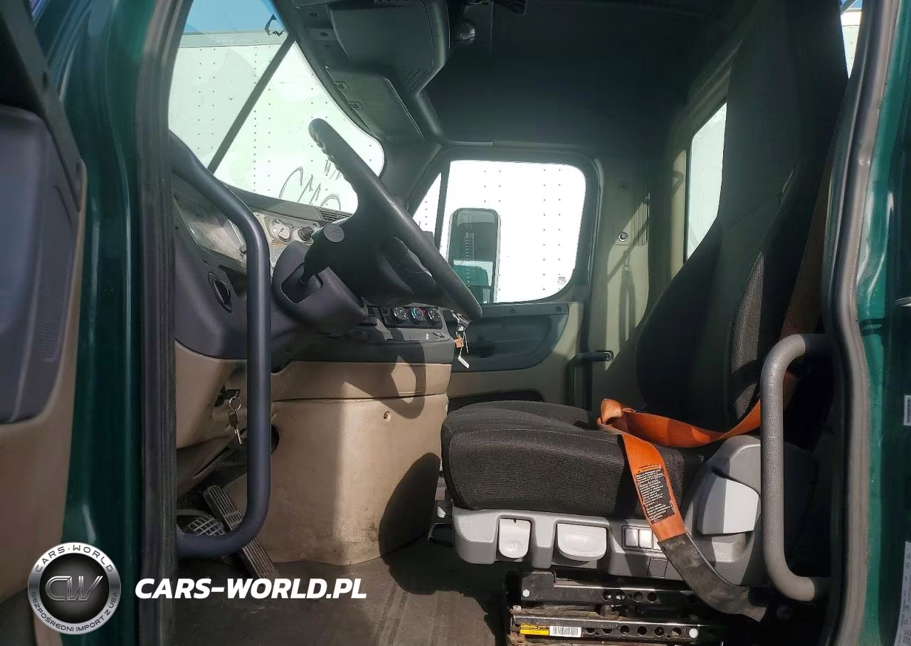 2016 Freightliner Cascadia 113 Semi Truck VIN:3AKBGADV4GDHE0112 - 7