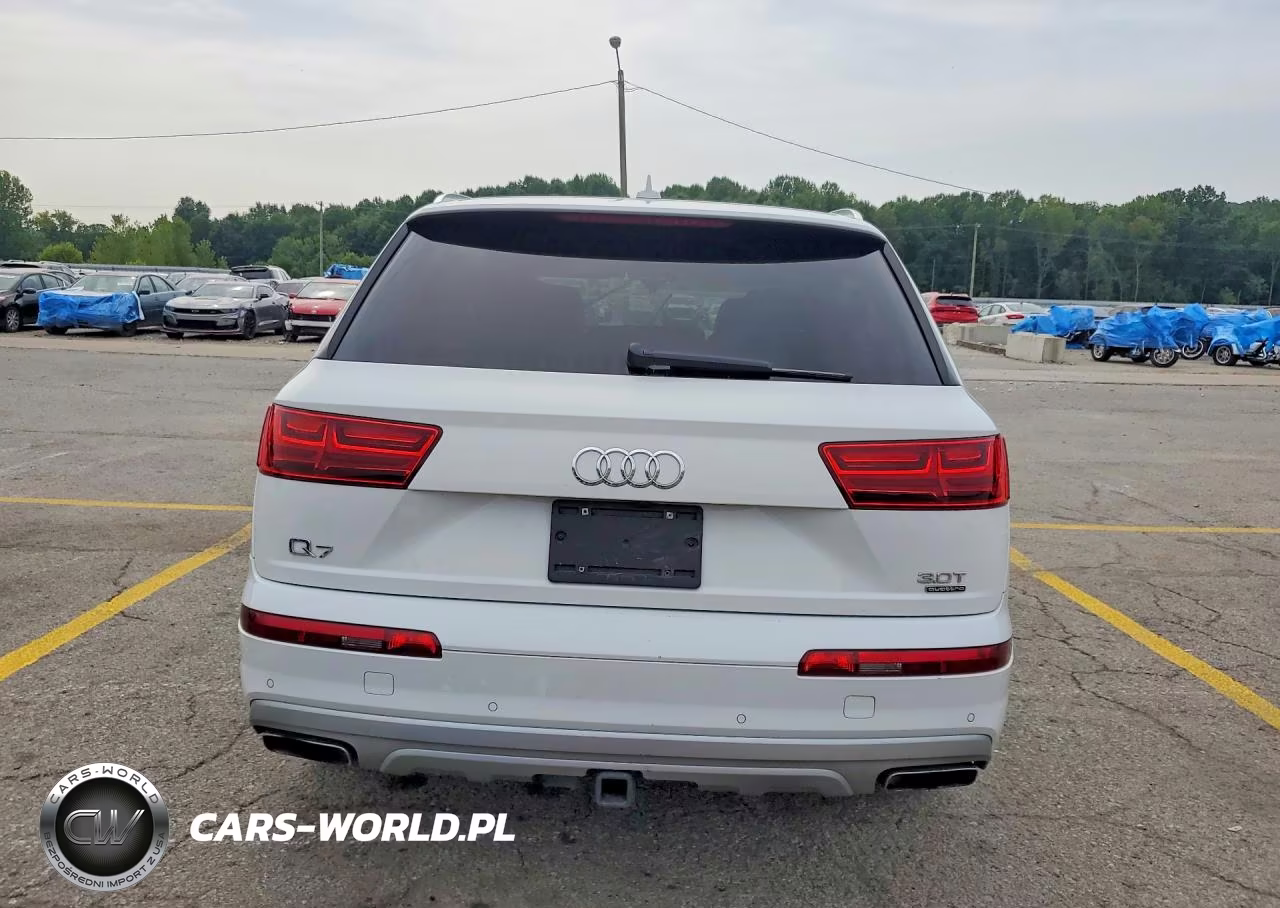 2017 Audi Q7 Premium Plus VIN:WA1LAAF7XHD032599 - 6