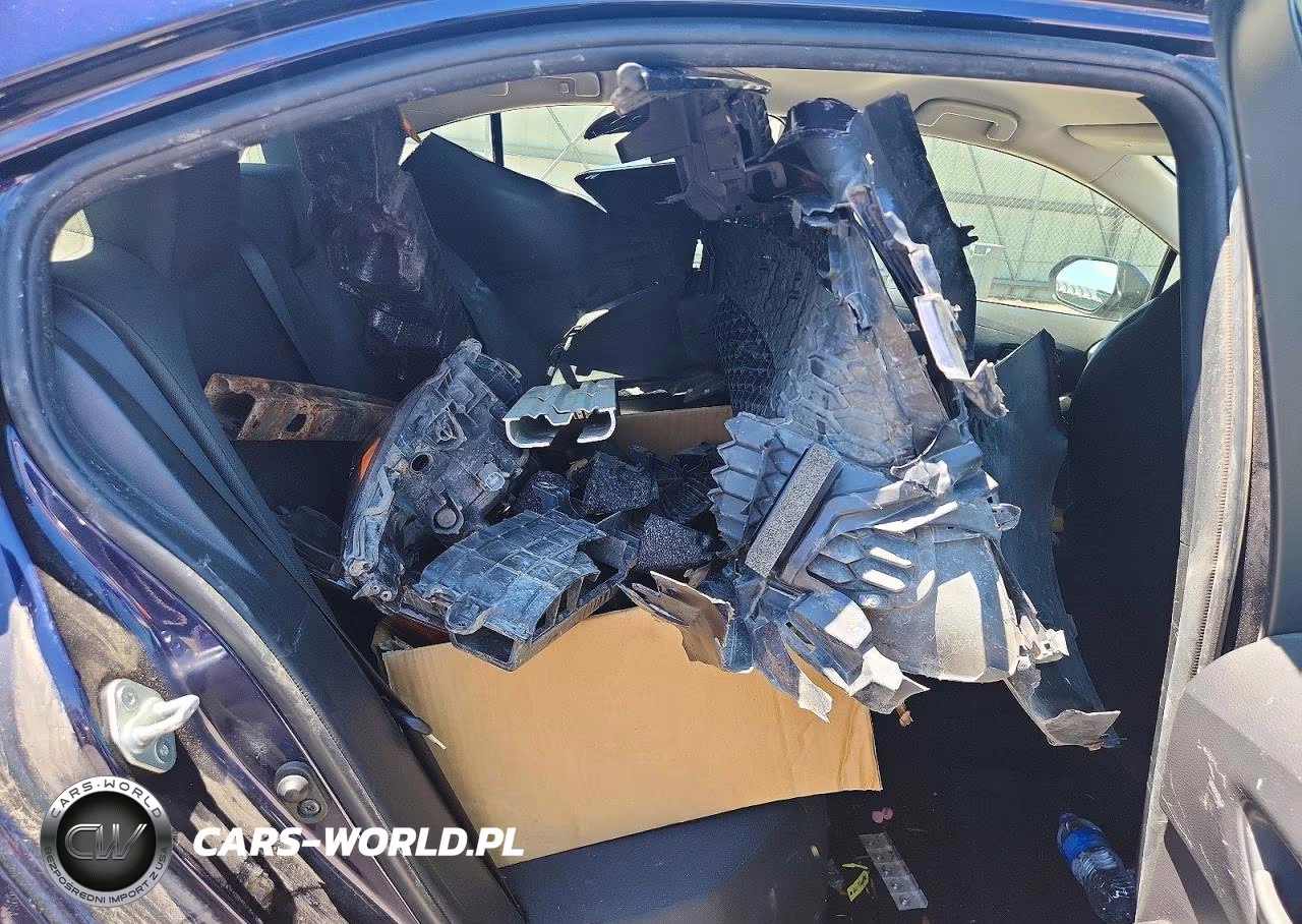 2021 Toyota Corolla Le VIN:JTDEPMAE5MJ188811 - 10