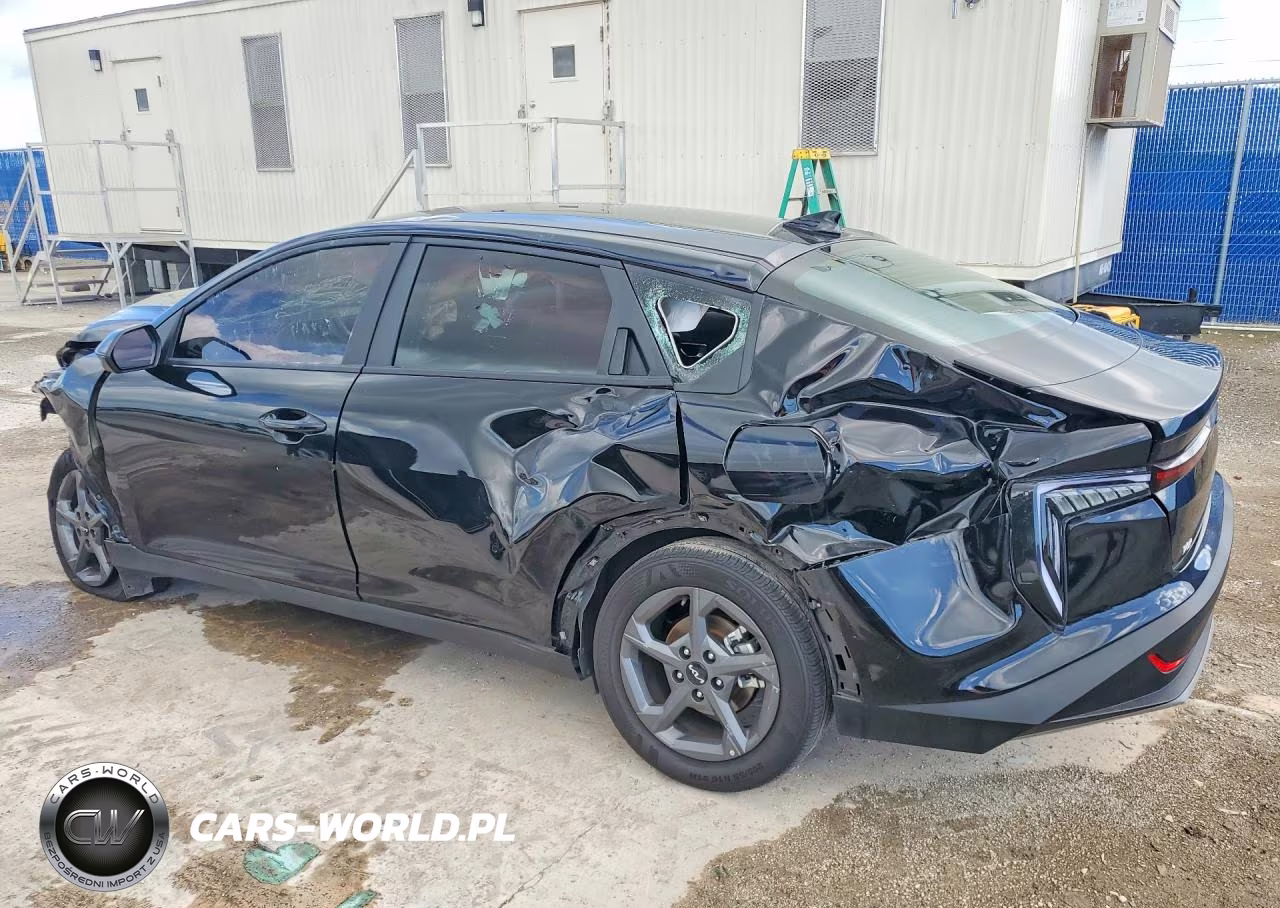 2025 Kia K4 Lxs VIN:3KPFT4DE6SE074760 - 2