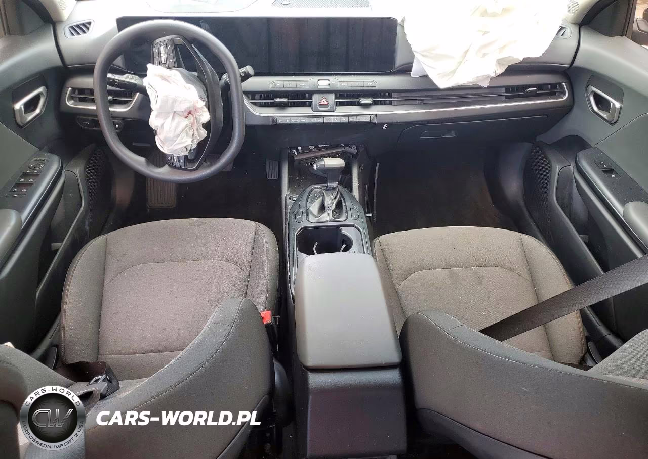 2025 Kia K4 Lxs VIN:3KPFT4DE6SE074760 - 8