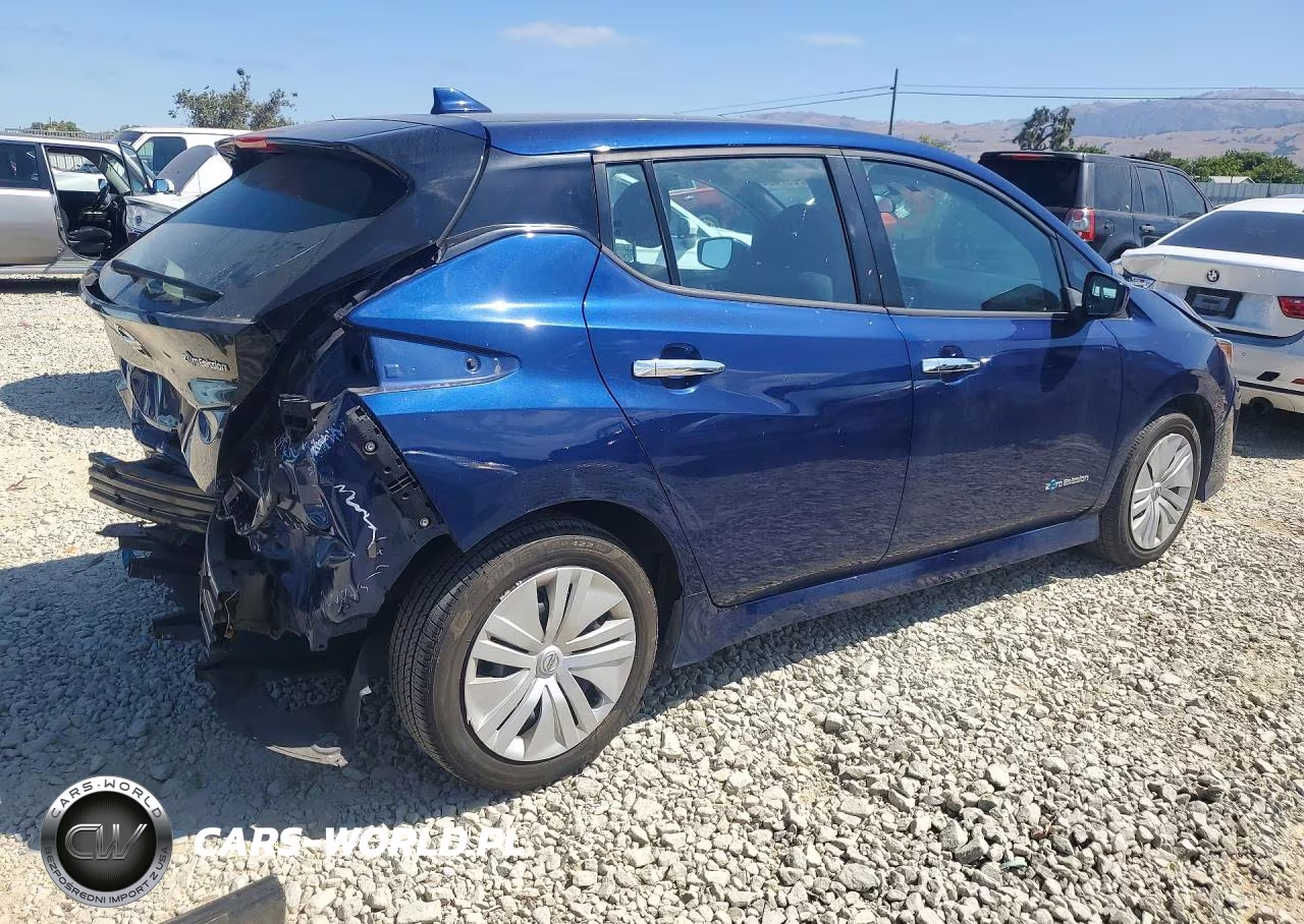 2019 Nissan Leaf S VIN:1N4AZ1CPXKC305702 - 3
