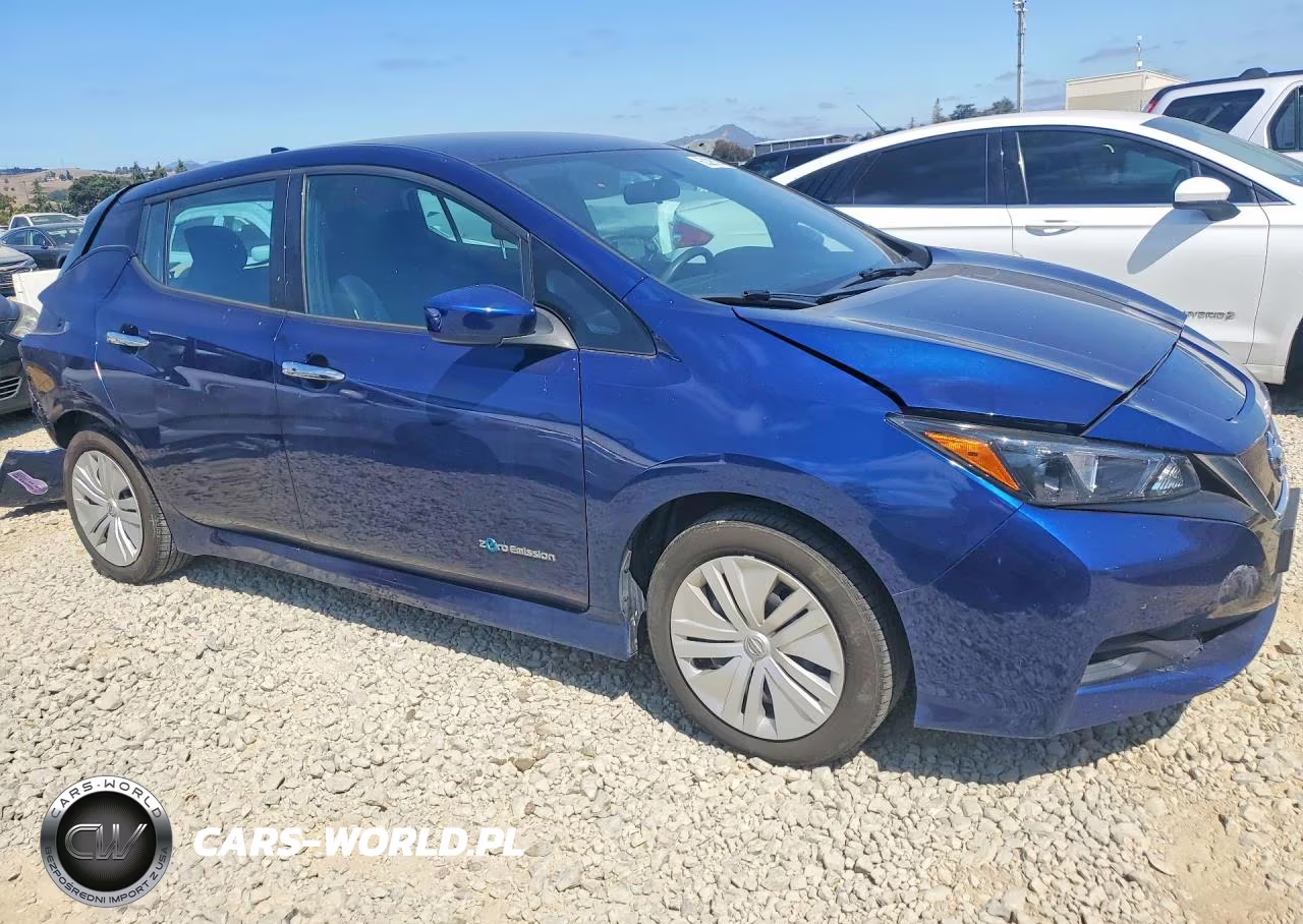 2019 Nissan Leaf S VIN:1N4AZ1CPXKC305702 - 4