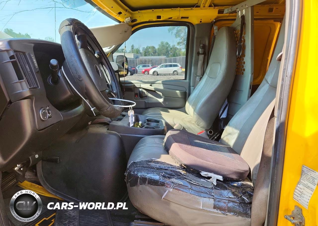 2010 GMC Savana G3500 VIN:1GT2GUBA8A1901453 - 7