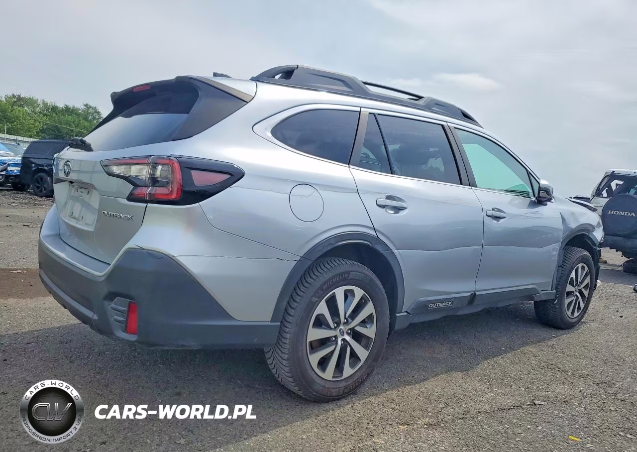 2020 Subaru Outback Premium VIN:4S4BTACC6L3145506 - 3