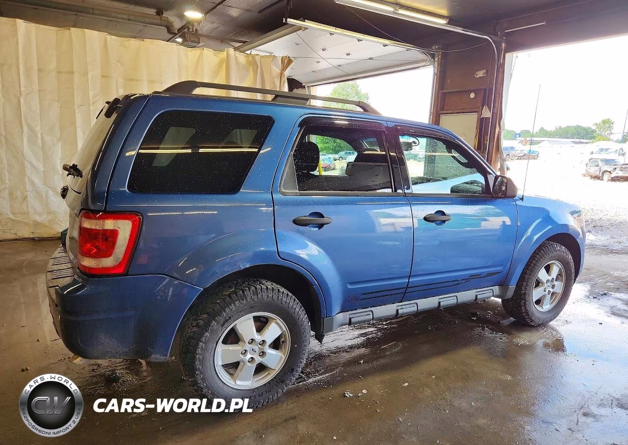 2010 Ford Escape Xlt VIN:1FMCU9D79AKC28495 - 3