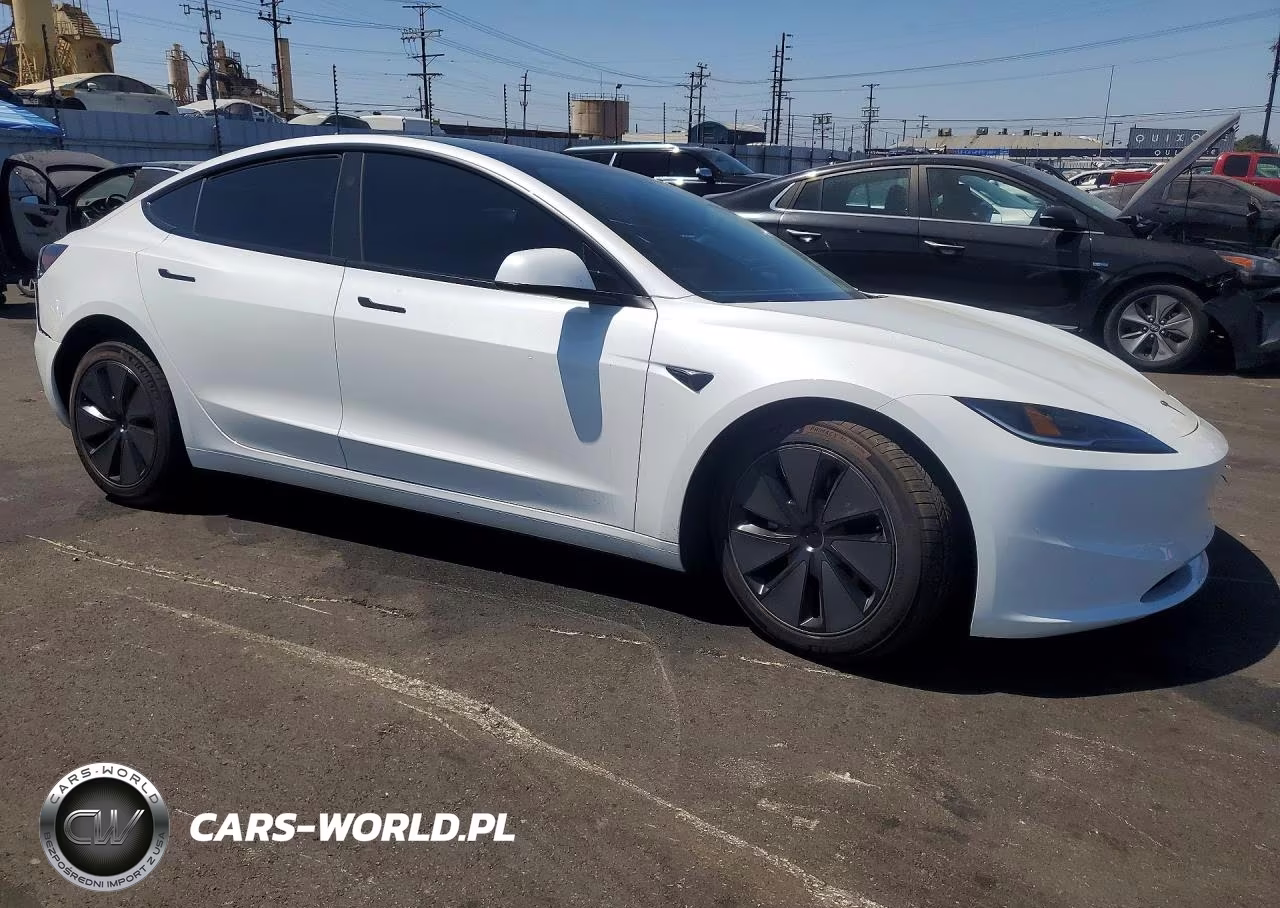 2026 Tesla Model 3 VIN:5YJ3E1EA2TF196289 - 4