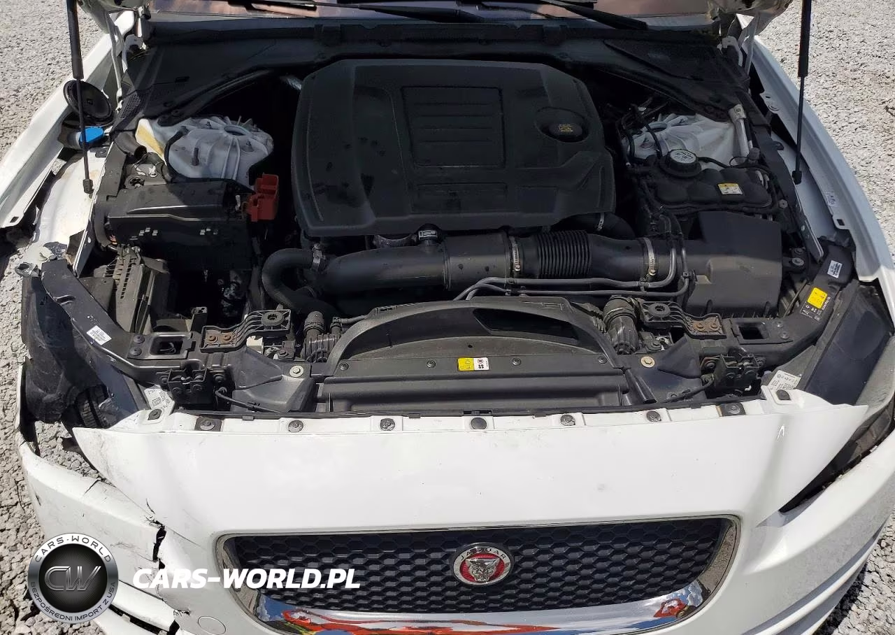 2018 Jaguar Xe VIN:SAJAR4FX2JCP34422 - 11