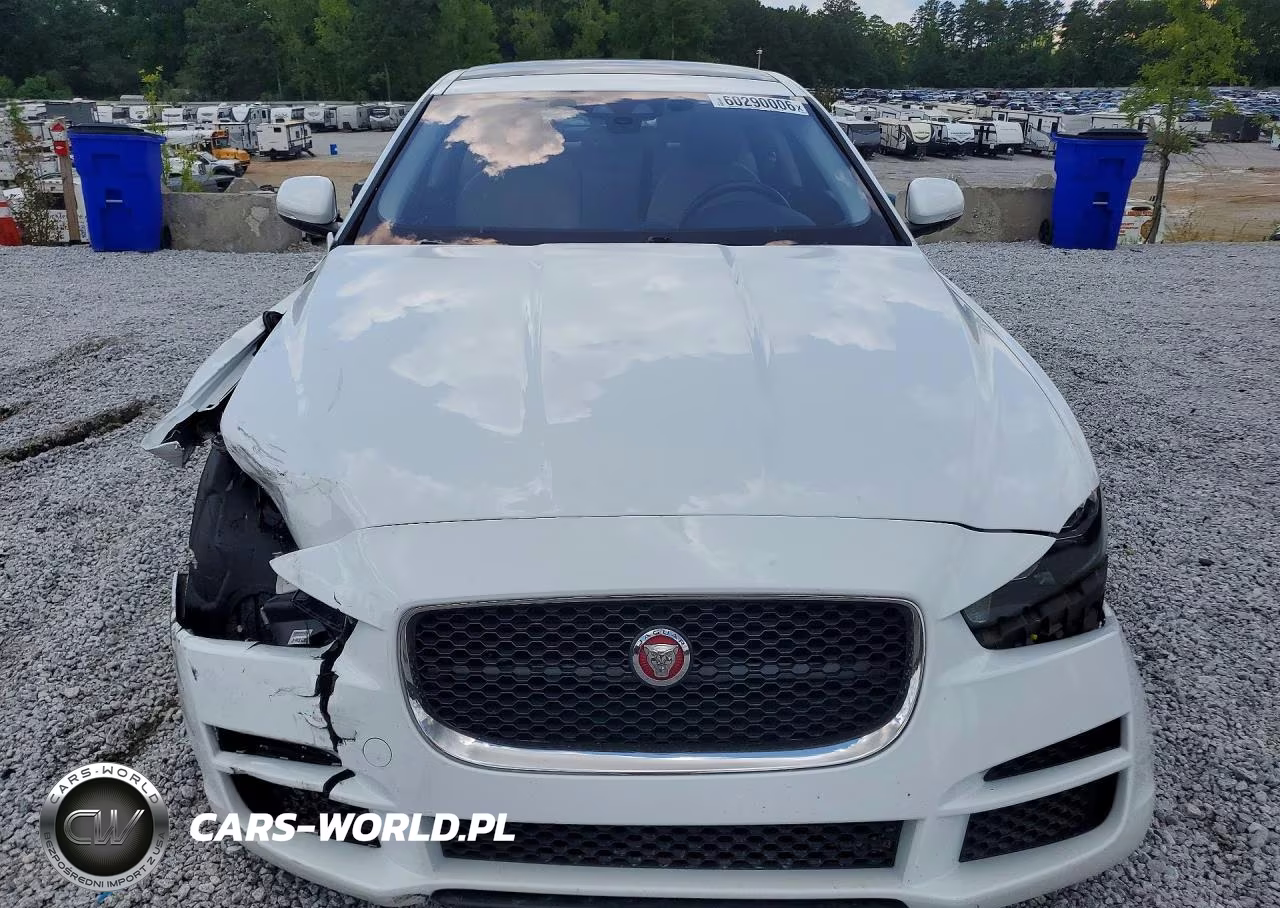 2018 Jaguar Xe VIN:SAJAR4FX2JCP34422 - 5