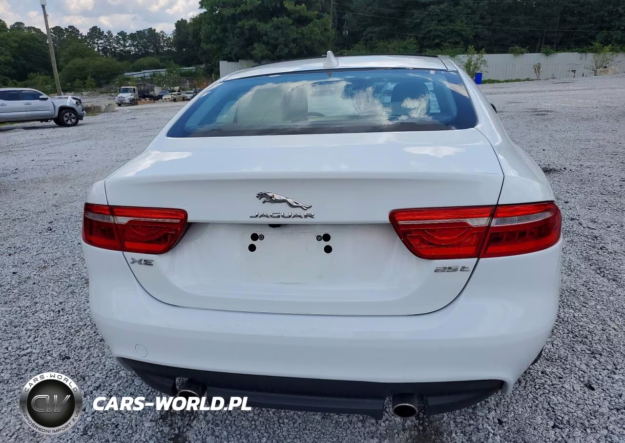 2018 Jaguar Xe VIN:SAJAR4FX2JCP34422 - 6