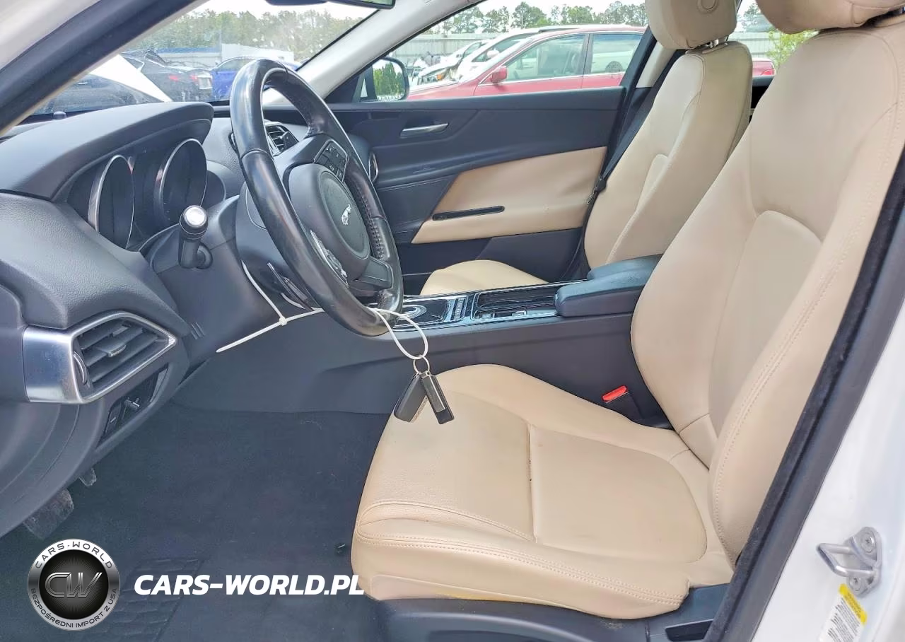 2018 Jaguar Xe VIN:SAJAR4FX2JCP34422 - 7