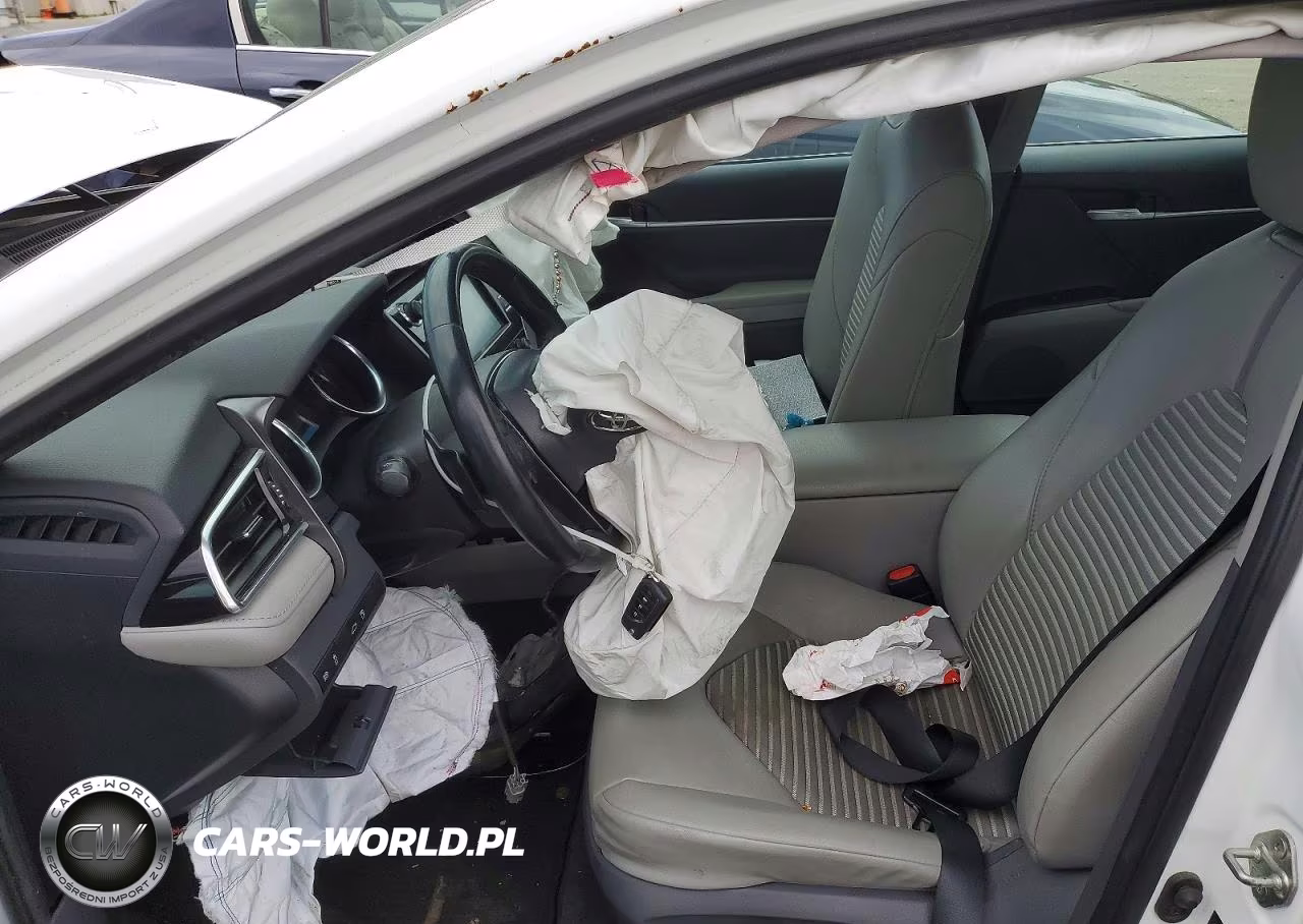 2018 Toyota Camry Se VIN:4T1B11HKXJU134974 - 7
