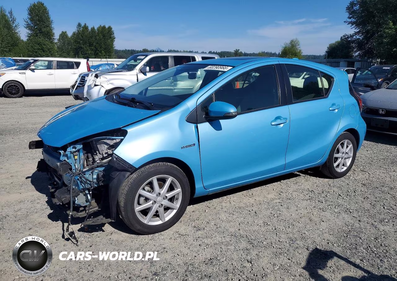 2015 Toyota Prius C Four – zdjęcie 1 z 14