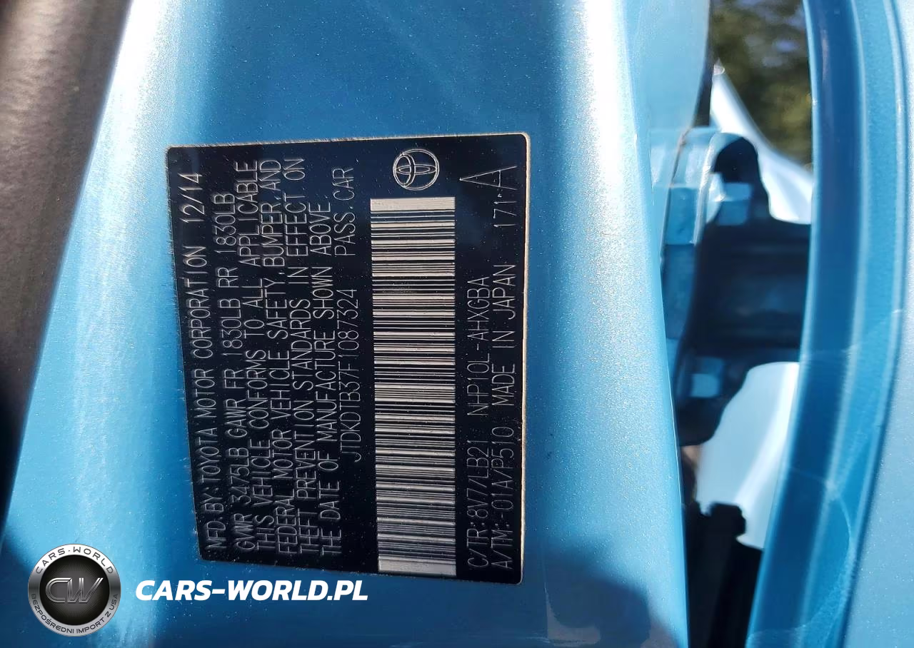 2015 Toyota Prius C Four VIN:JTDKDTB37F1087324 - 14