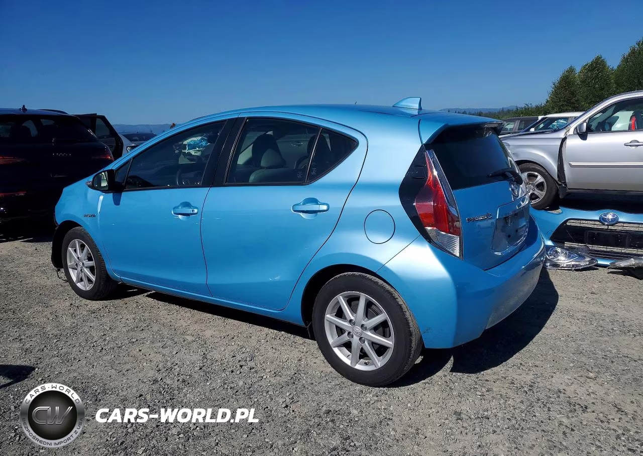 2015 Toyota Prius C Four VIN:JTDKDTB37F1087324 - 2