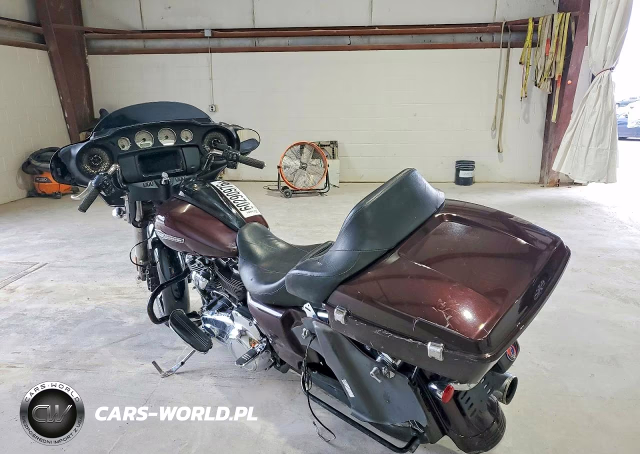 2022 Harley Davidson Flhx VIN:1HD1KBC10NB657048 - 3