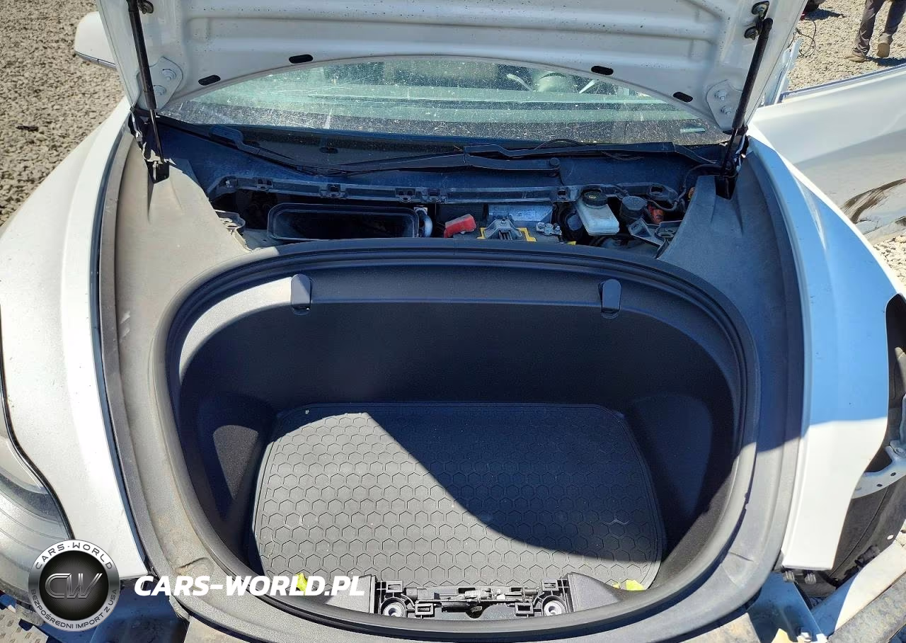 2019 Tesla Model 3 VIN:5YJ3E1EA7KF466826 - 11