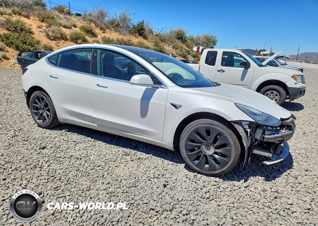 2019 Tesla Model 3 VIN:5YJ3E1EA7KF466826 - 4