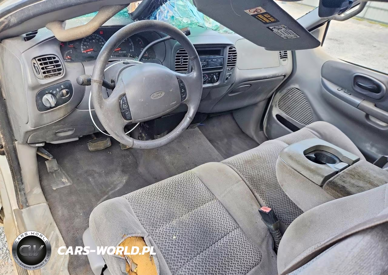 2002 Ford F150 VIN:2FTRX18L22CA40762 - 8
