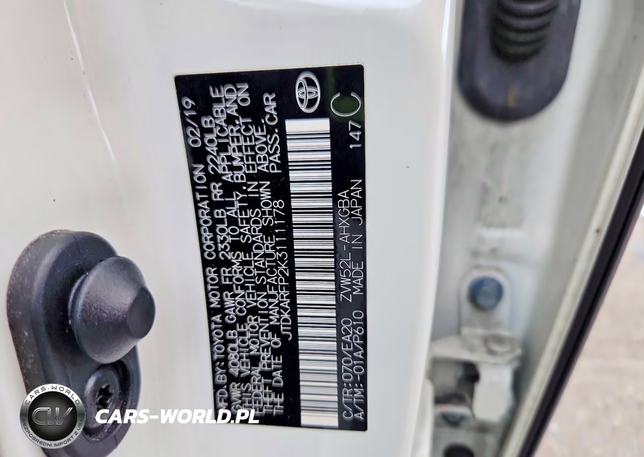 2019 Toyota Prius Prime Advanced VIN:JTDKARFP2K3111178 - 12
