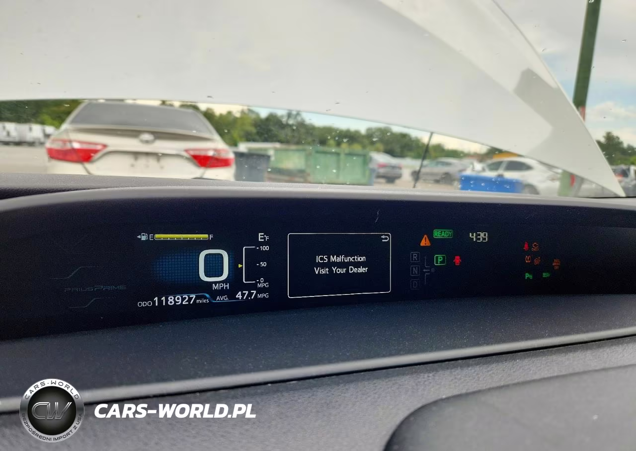 2019 Toyota Prius Prime Advanced VIN:JTDKARFP2K3111178 - 9