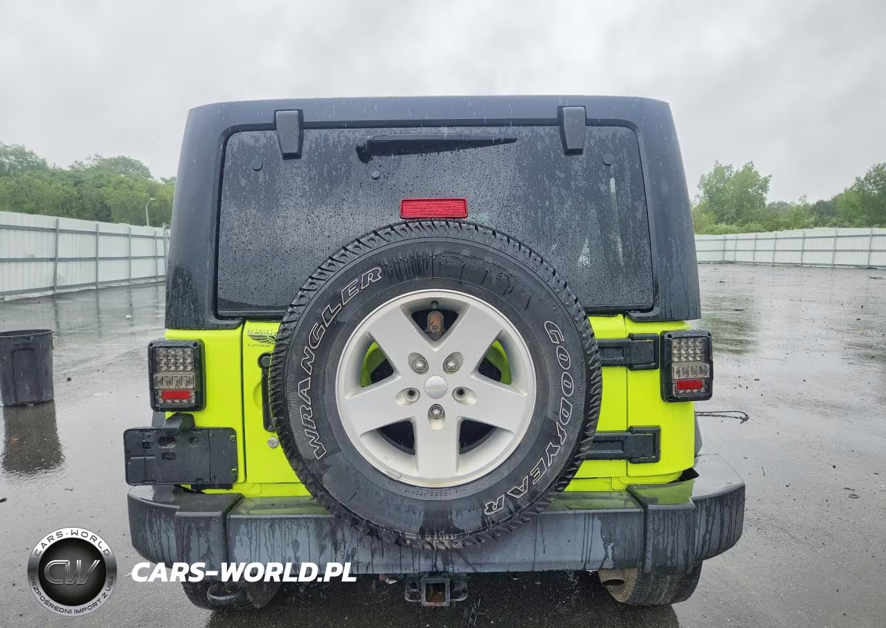 2017 Jeep Wrangler Unlimited Sport VIN:1C4BJWDG6HL516289 - 6