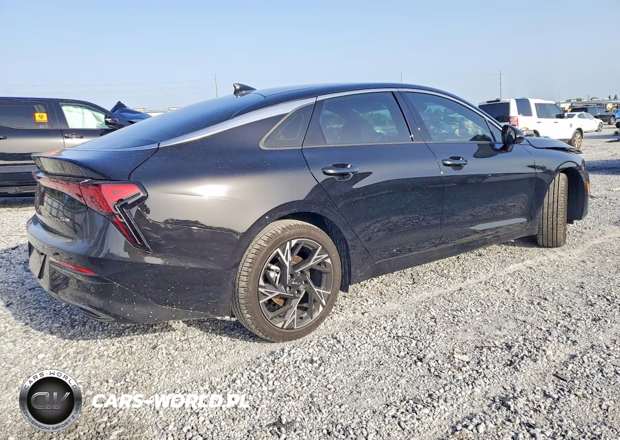 2026 Kia K5 Gt Line VIN:KNAG64J78T5500136 - 3