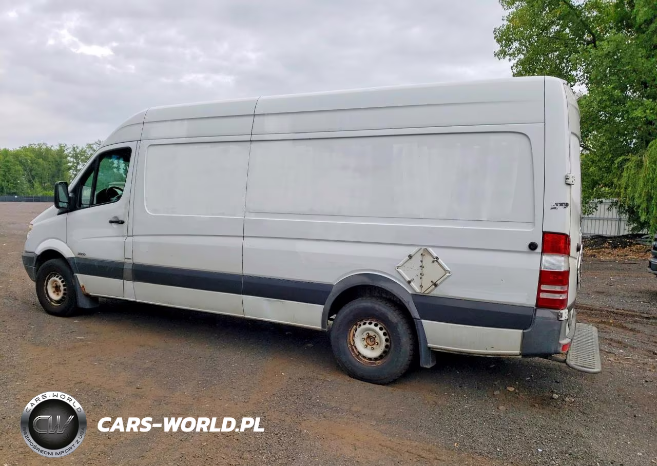 2012 Mercedes-Benz Sprinter 2500 Delivery Van VIN:WD3PE8CB2C5712393 - 2